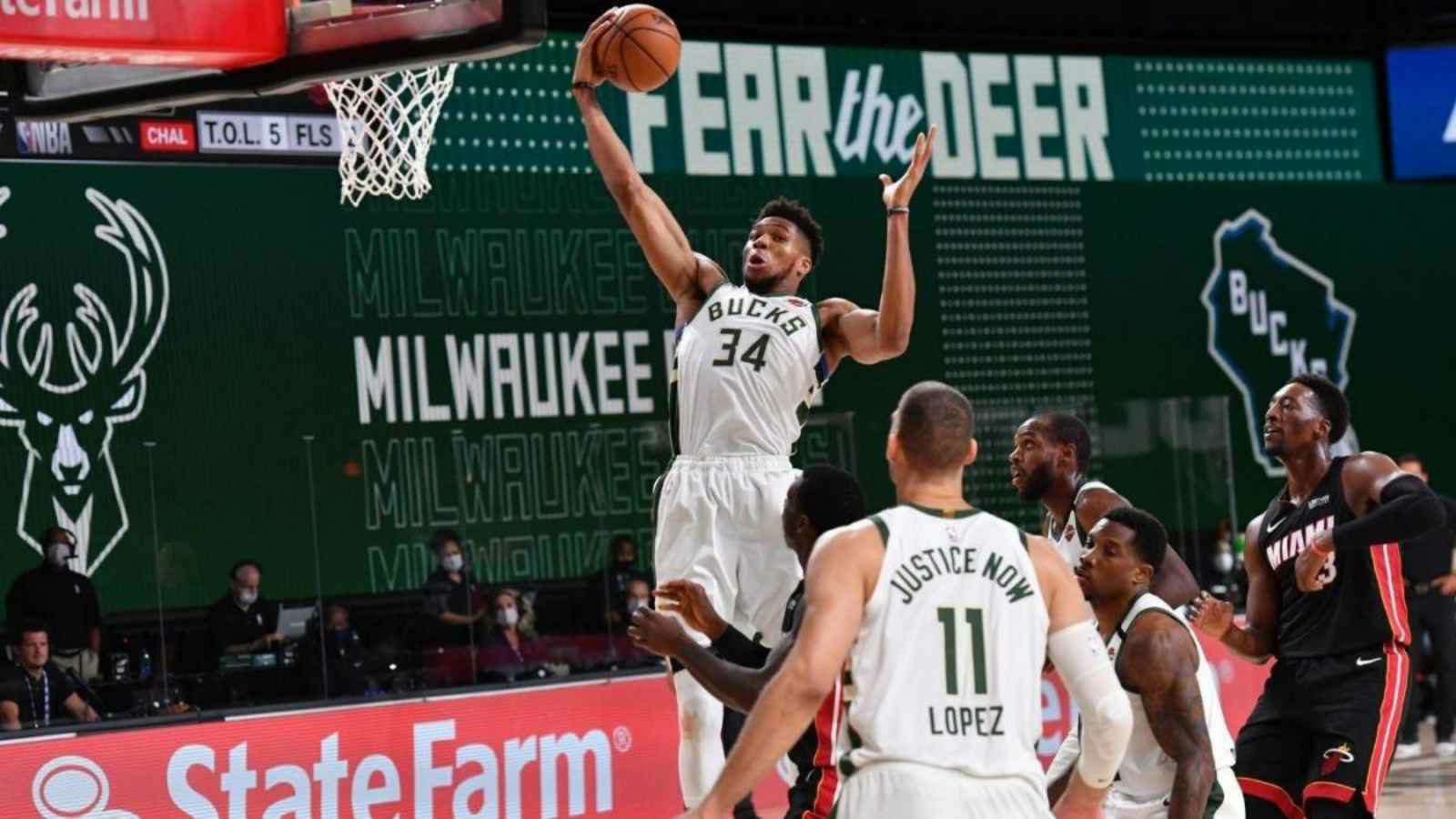 “This holiday season is making everyone disrespectful” Fans react as Giannis Antetokounmpo bodies Zach LaVine with a MONSTROUS slam dunk