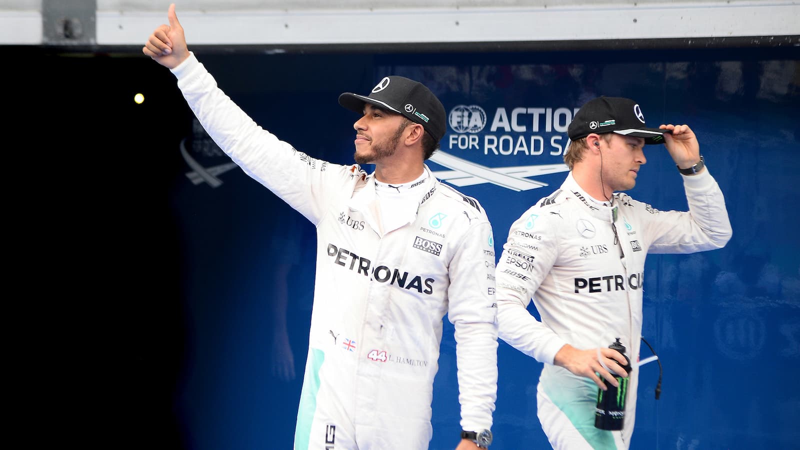 “That is Rubbish”: Nico Rosberg defends Lewis Hamilton by giving angry reply to Jenson Button