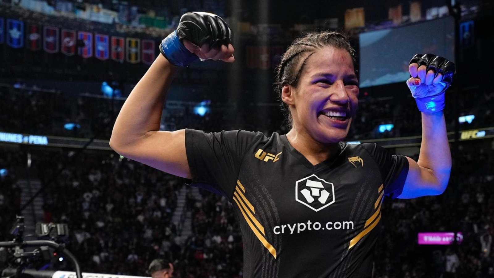 “A division of literally no one”- Julianna Pena isn’t interested in going after Amanda Nunes’ featherweight title