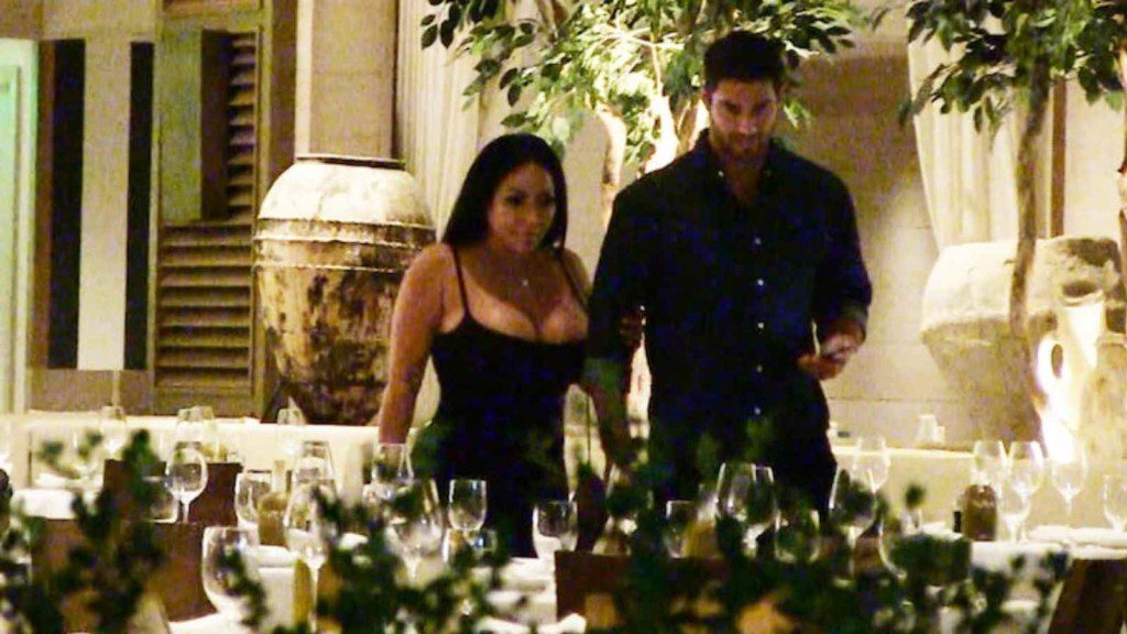 Jimmy Garoppolo leaving the restaurant with Kiara Mia