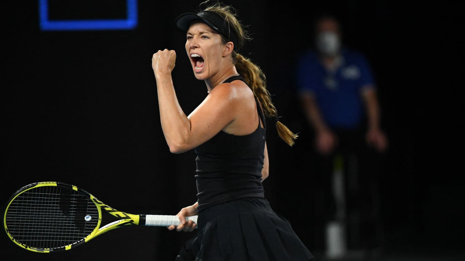 ‘It doesn’t happen overnight!’ Danielle Collins PUMMELS past Iga Swiatek to reach her maiden grand slam final at the Australian Open