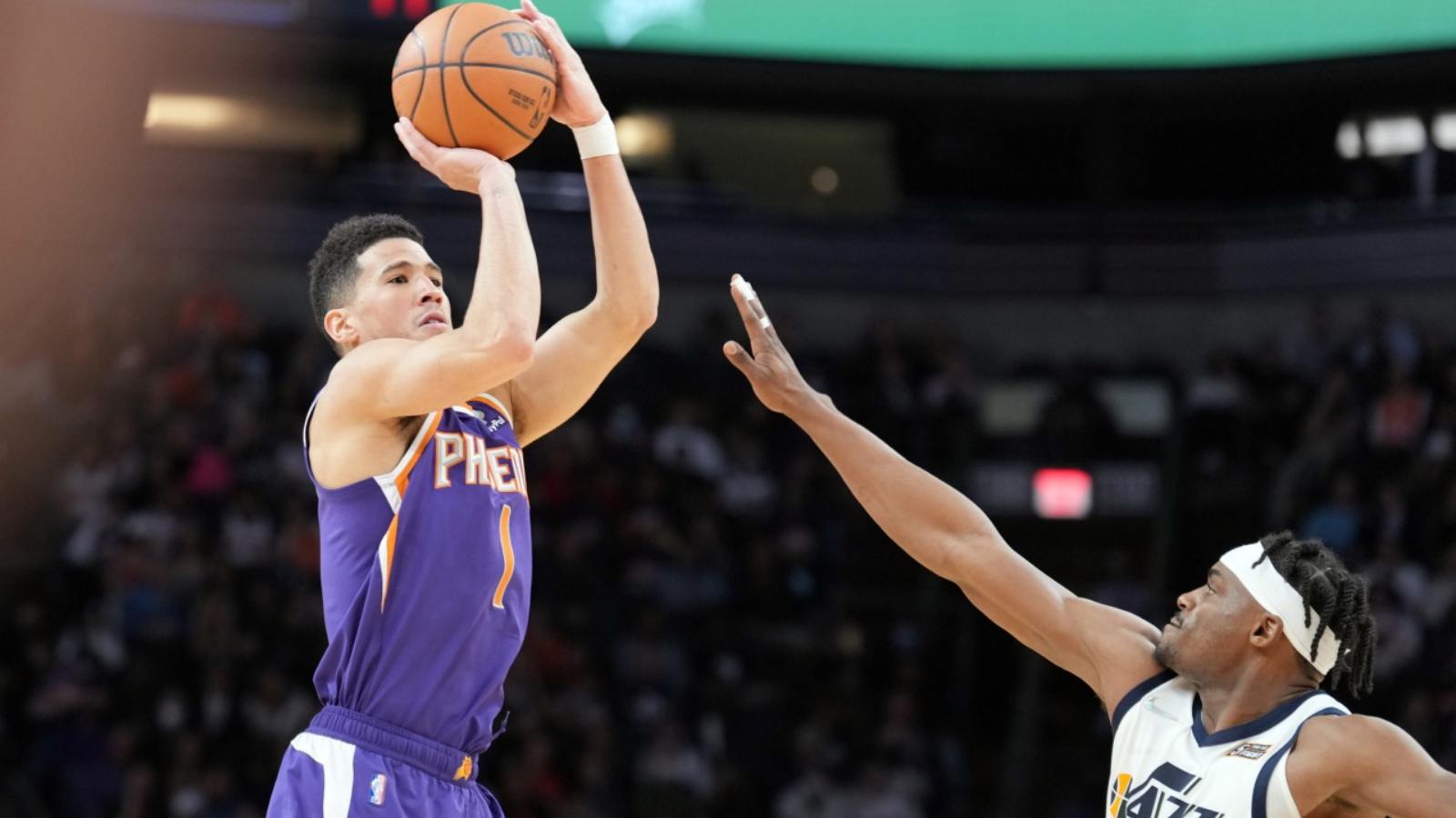 Devin Booker breaks franchise record for Phoenix Suns; outraces legends like Charles Barkley and Steve Nash