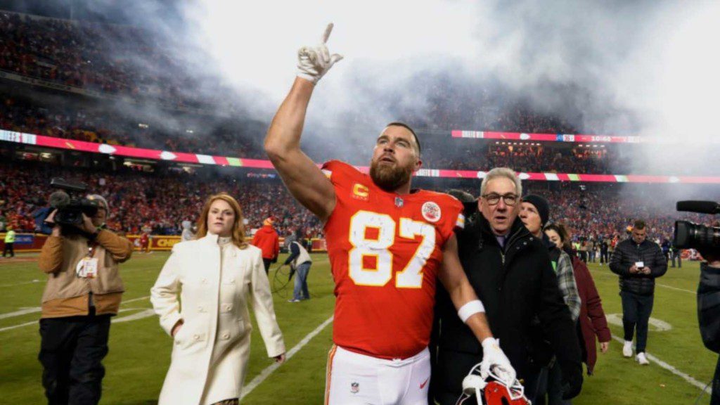 Travis Kelce celebrates after the win against the Bills