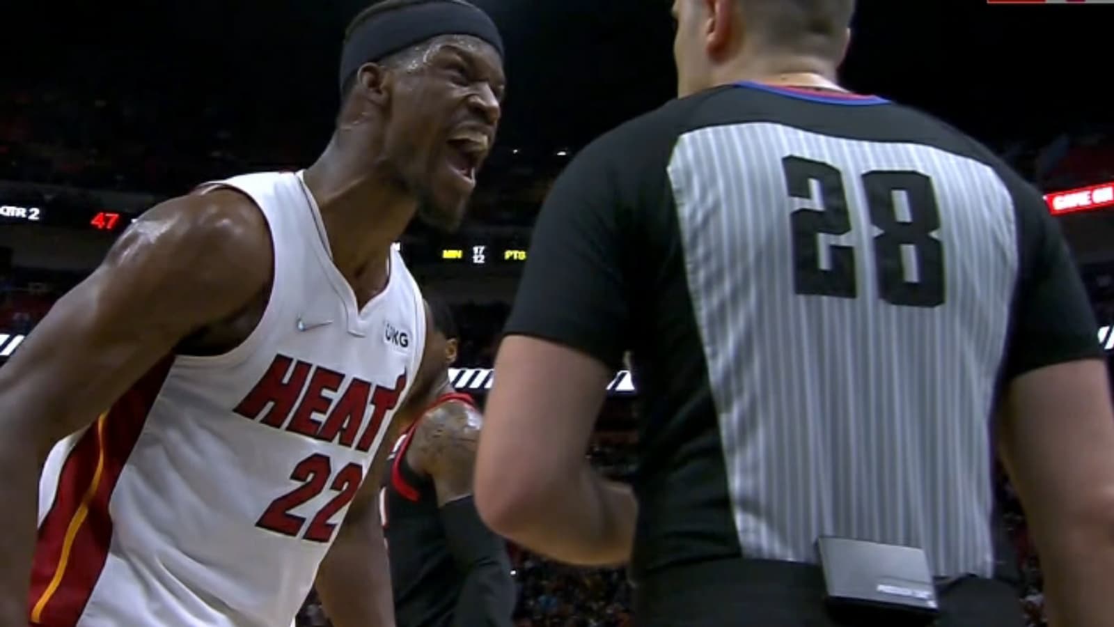 “Soft officiating”: Fans react to Jimmy Butler’s undeserved ejection after he yelled ‘call the f***ing foul’