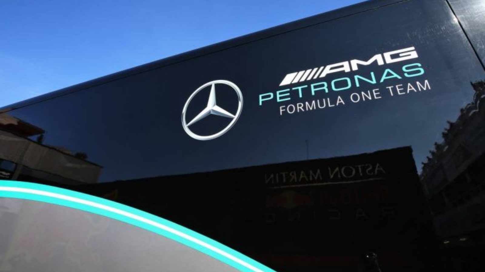 Mercedes in the bad books: FIA bans controversial front wing design by the German manufacturers ahead of F1 2023