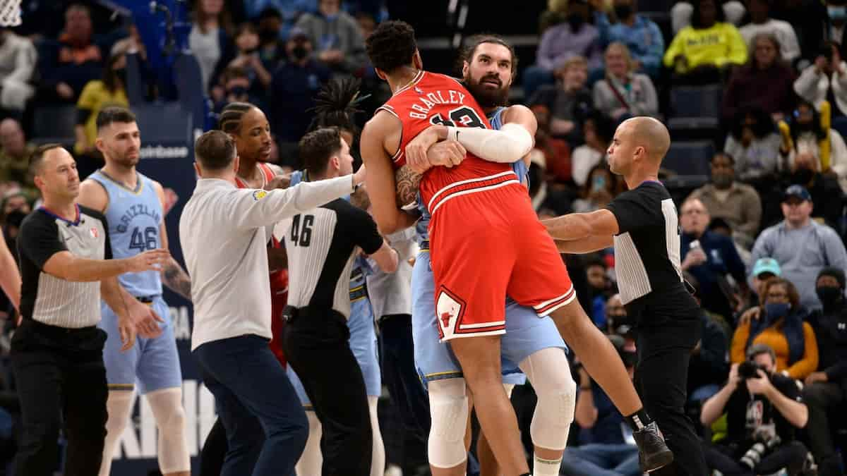 “NBA’s Aquaman”: Grizzlies’ Steven Adams manhandles Tony Bradley; Drags away from fight with JA Morant