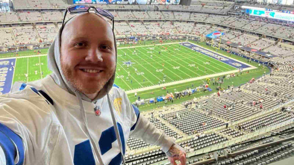 "Refs rigged it for money"- TimTheTatman blasts off referees after Cowboys controversial loss in NFL playoffs