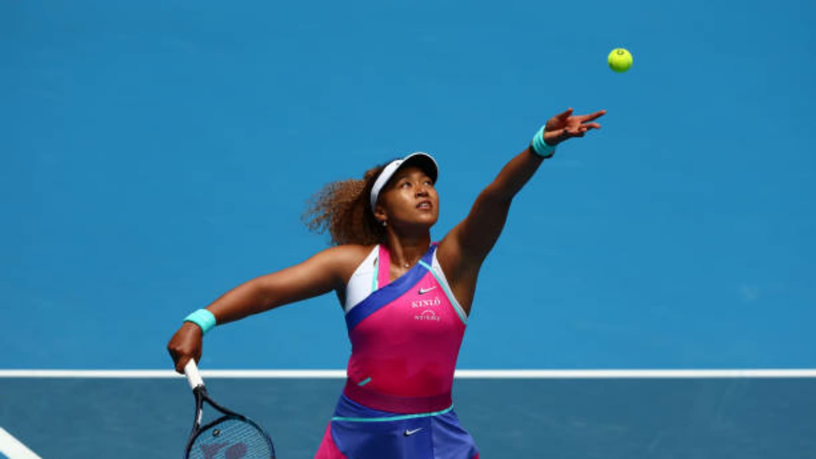 WATCH: Naomi Osaka HITS The Chair Umpire during her first round match at the 2022 Australian Open!