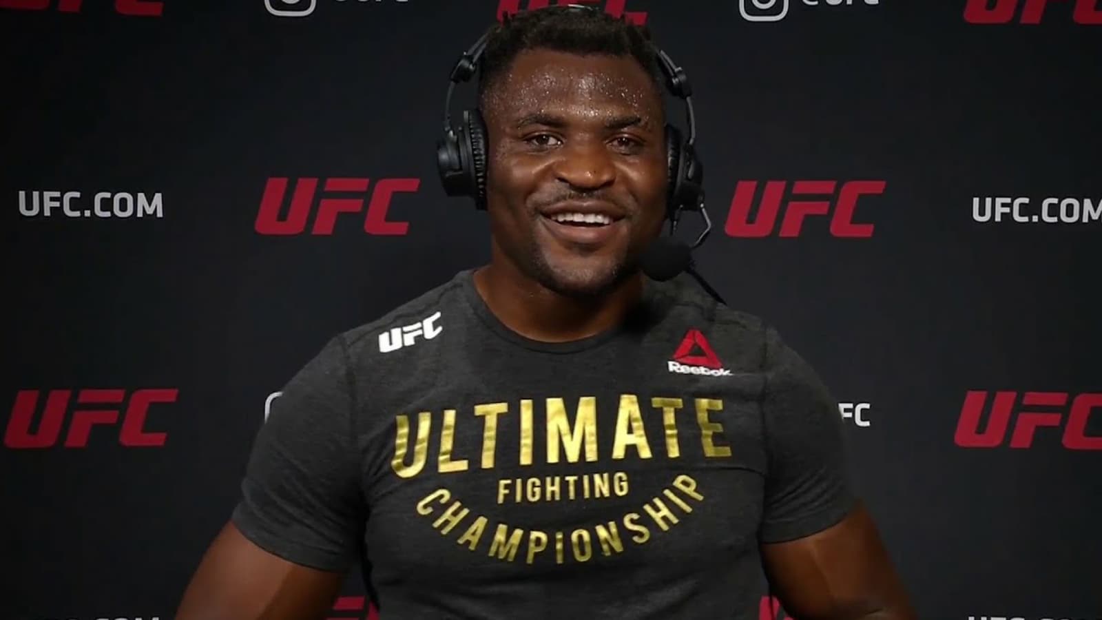 “It’s not like I have a lifetime” – Francis Ngannou hurls retirement threats at the UFC for not including a clause that allows him to box