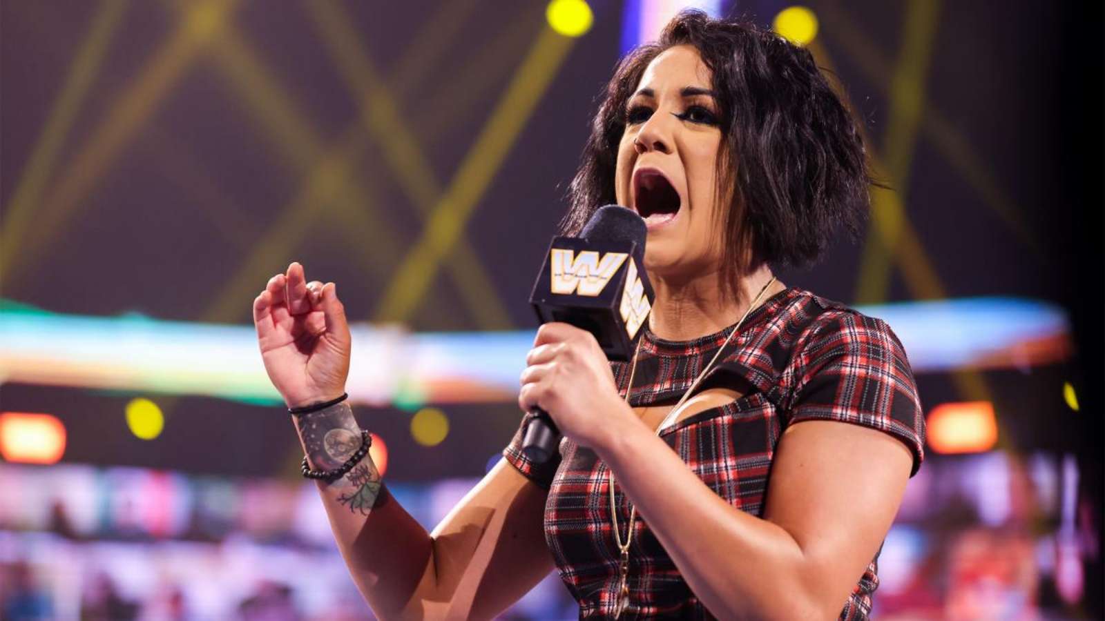 Bayley teases Royal Rumble return with a hilarious purpose