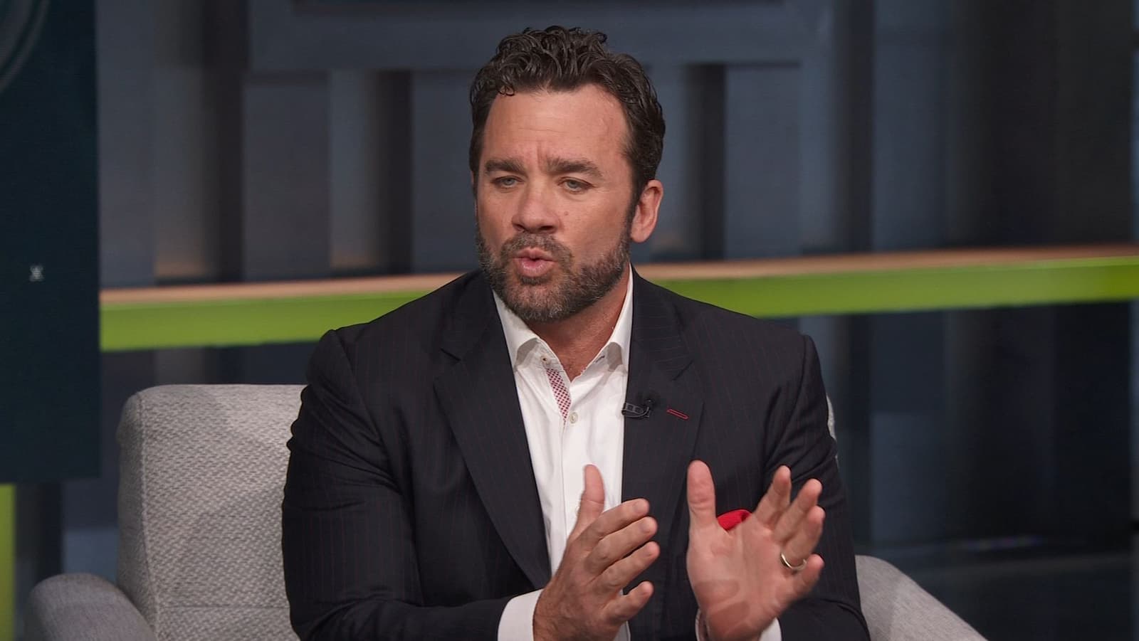 “Absolute Trash”- Ex Colt Jeff Saturday unleashes fiery rant about Sunday’s abysmal performance