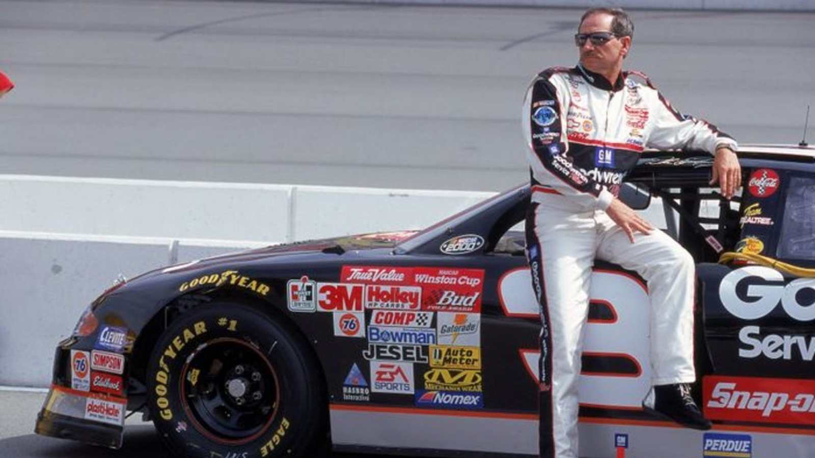 Fans Outraged as Popular TV Show Displays Wrong Information on NASCAR Legend Dale Earnhardt Sr