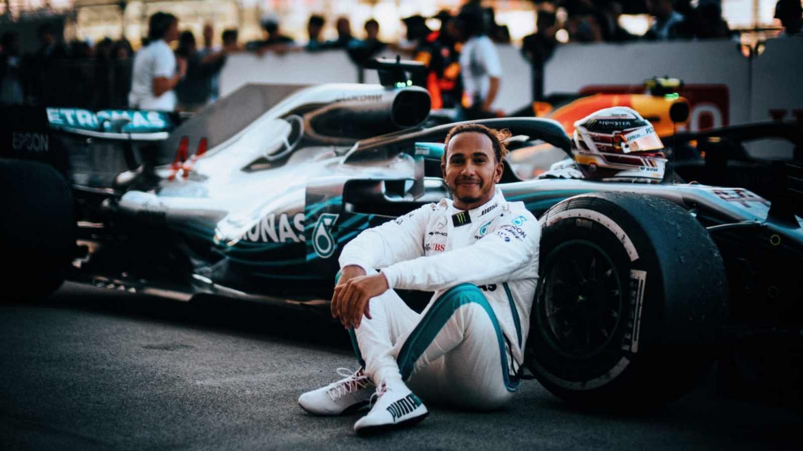 What are Mercedes options if Lewis Hamilton decides to retire