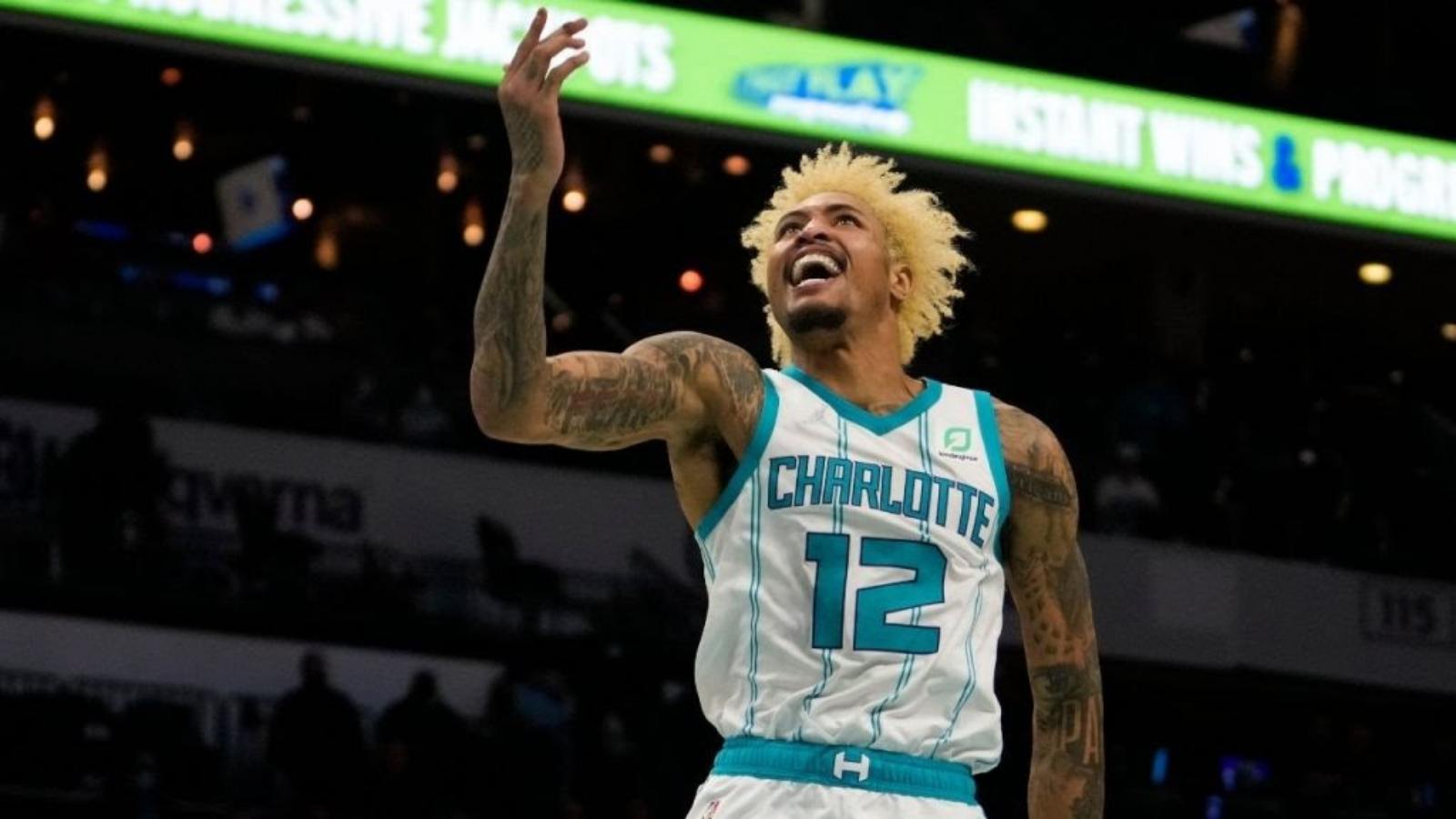 “Give him the All-Star game”: Twitter falls in love with Hornets Announcer after Kelly Oubre Jr finishes perfect sequences