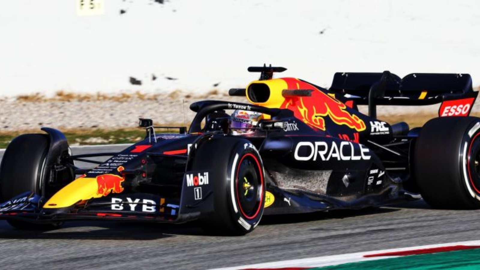 Red Bull's RB18 challenger