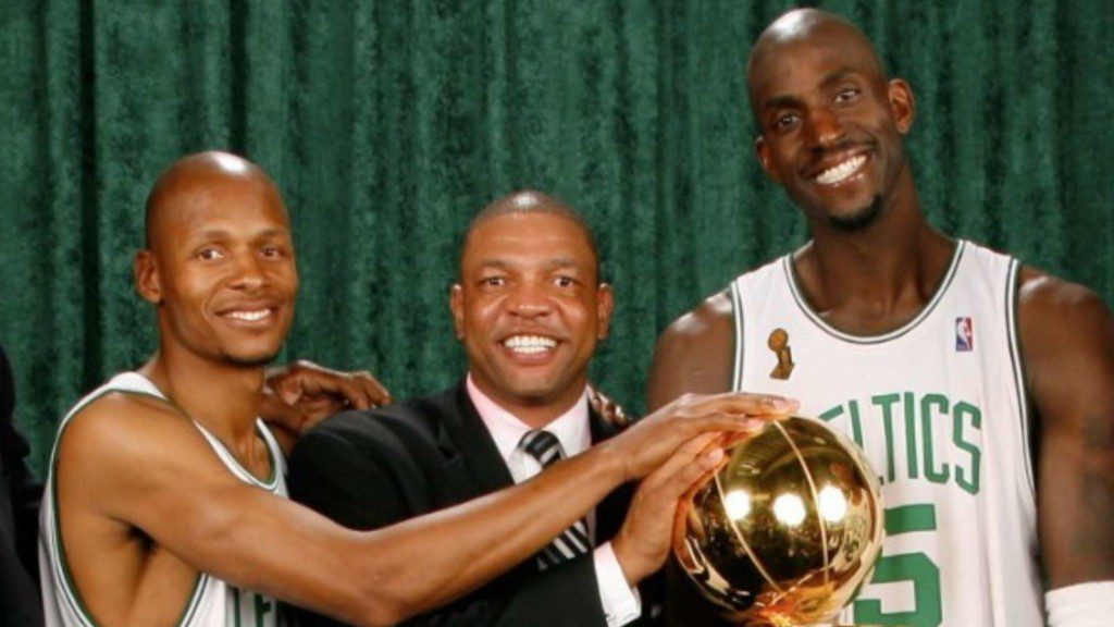 Ray Allen and Kevin Garnett with their 2008 NBA Championship trophy