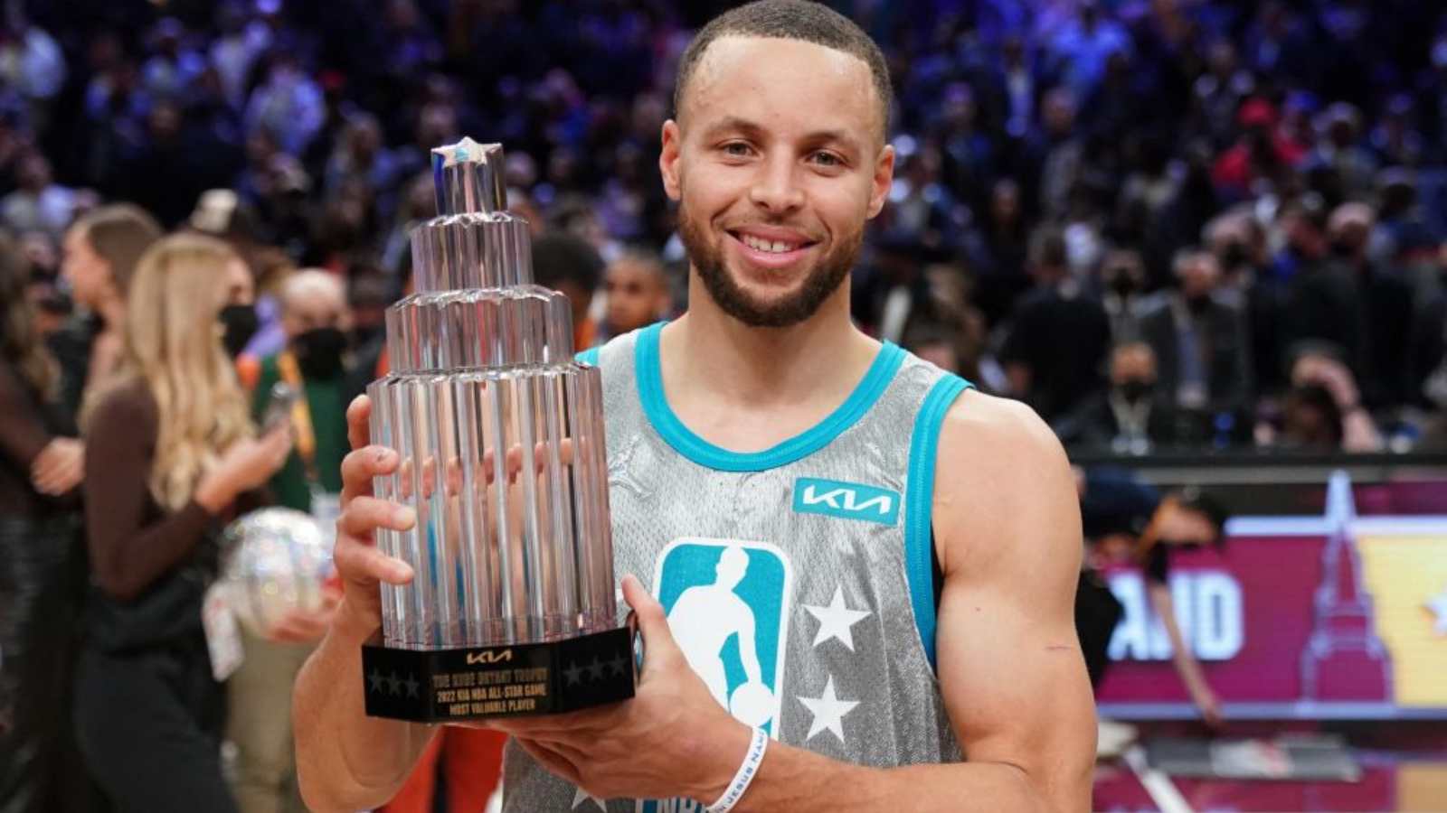 “It’s his hometown now!” Twitter troll Cavaliers Fans as Stephen Curry almost breaks All-Star record with 50-point MVP performance