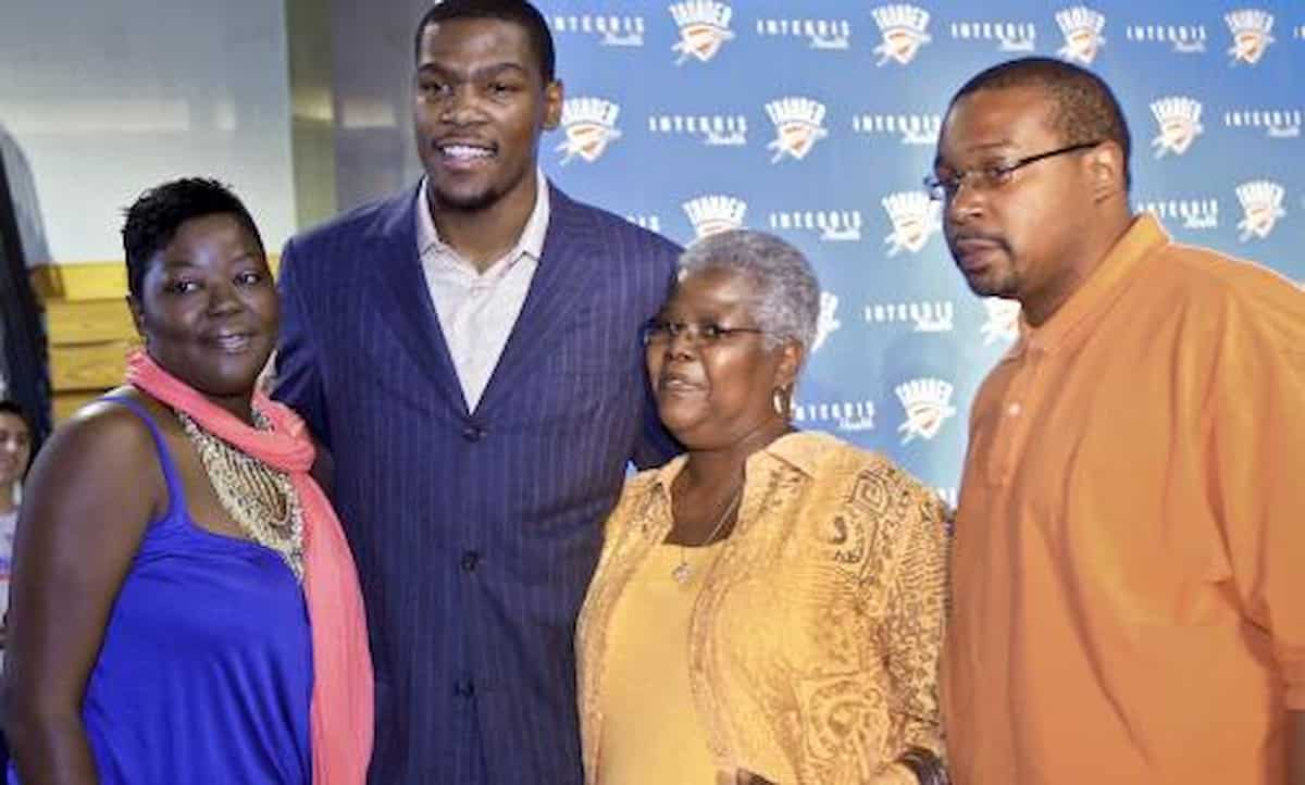 Kevin Durant will skip 75th Anniversary Team ceremony after death of grandmother 