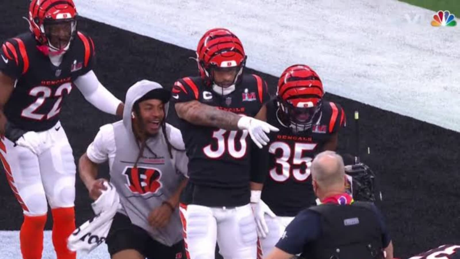 “He Had It Coming”: Bengals’ Vernon Hargreaves fined heavily for needless Super Bowl antics