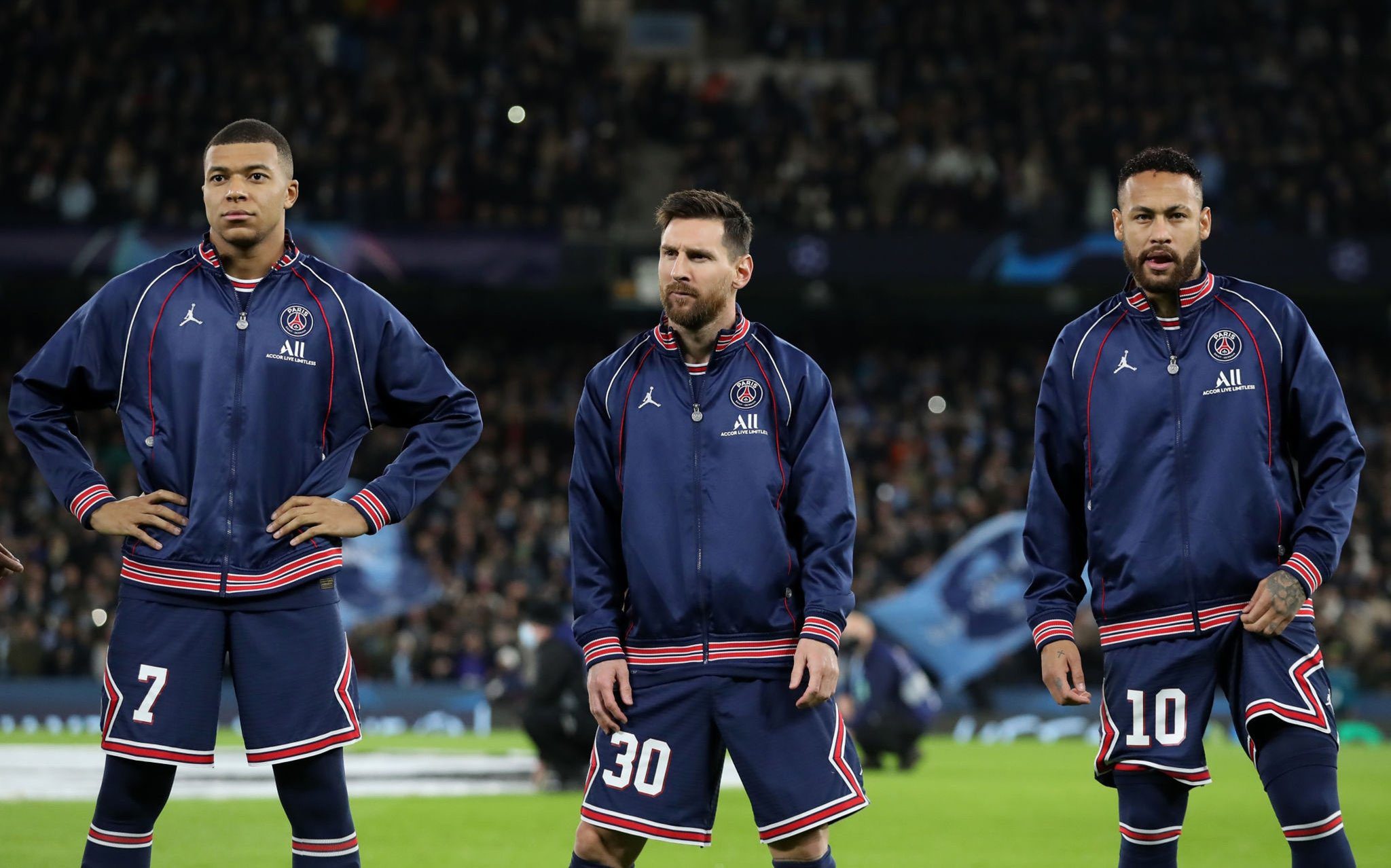 WATCH: Neymar ignores Kylian Mbappe to train with Lionel Messi during PSG’s latest pre-season training