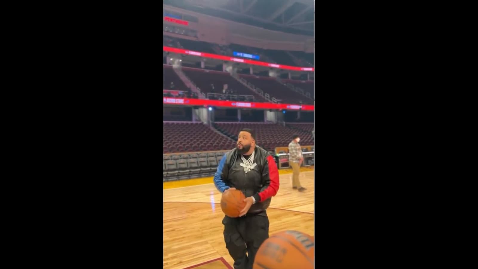 “He’s better than Westbrook” Twitter left in splits as DJ Khaled tries his hand at All-Star skill challenge