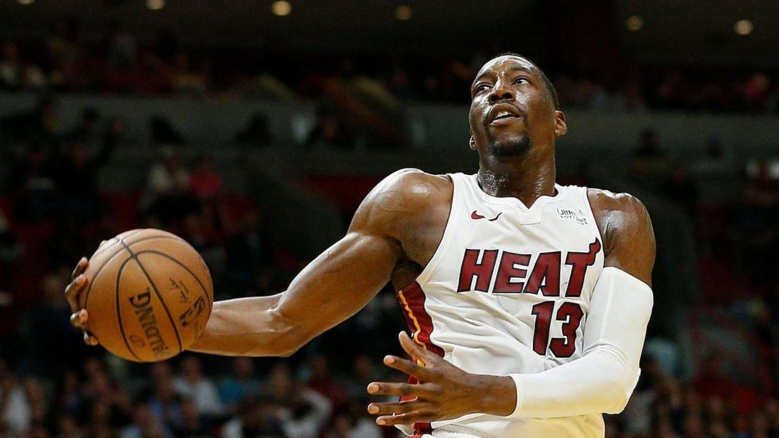 “The only player who can block his own dunk” NBA Twitter left in hysterics as Bam Adebayo makes mockery of his reverse dunk