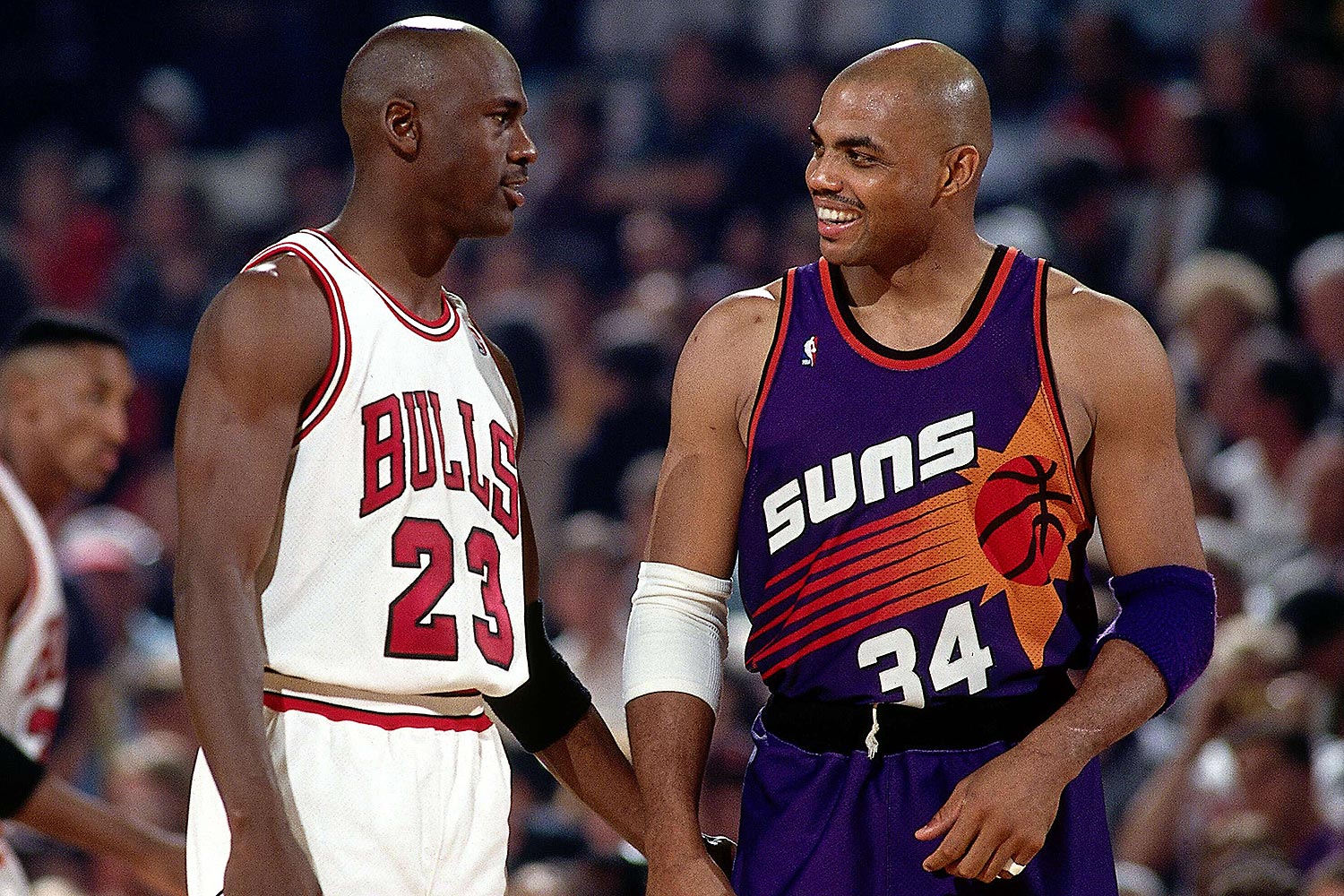 “I played in MJ’s shoes; they were so motherfu****g heavy” Charles Barkley gave his hilarious review on iconic Nike sneakers