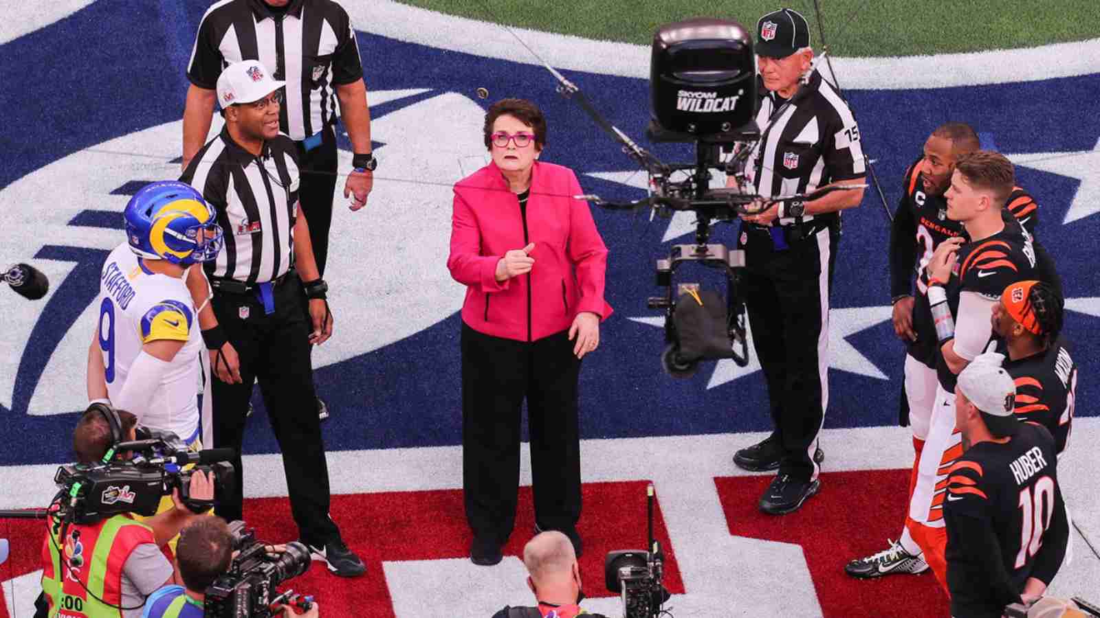 “Sports for everyone!” Tennis Icon Billie Jean King Kicks Off Super Bowl 2022 with Honorary Coin Toss