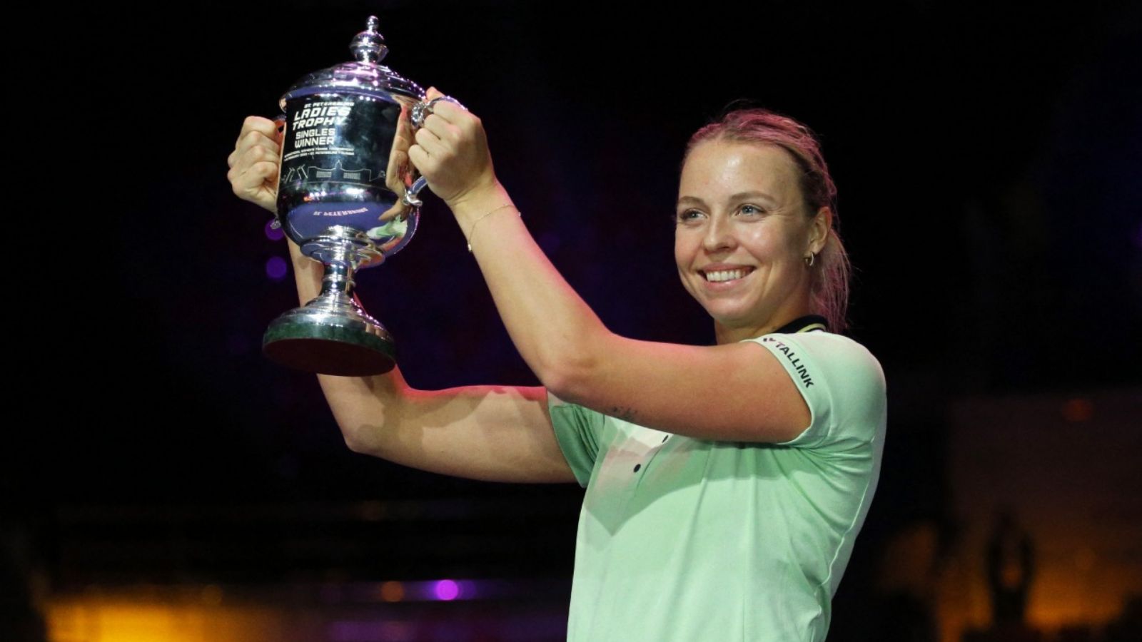 Anett Kontaveit downs top seed Maria Sakkari to win the St. Petersburg Ladies trophy