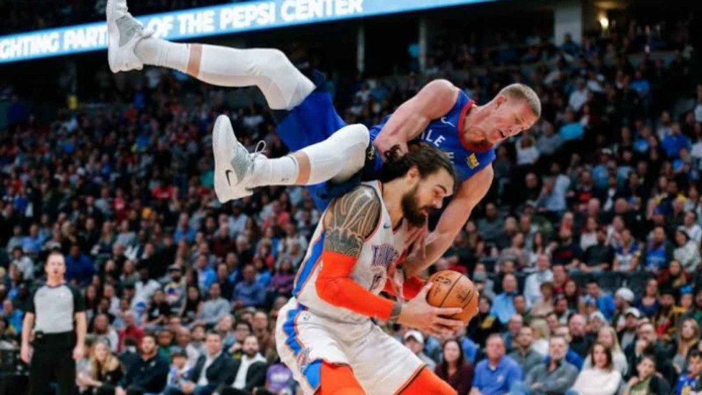 Steven Adams and Mason Plumlee