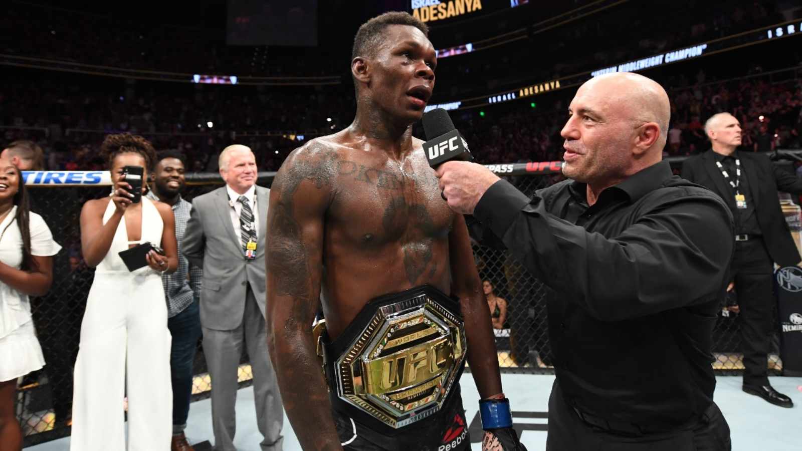 “What more do you want?” Israel Adesanya calls Joe Rogan’s apology for using N-Word as “most sincere “