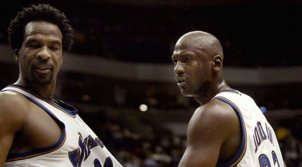 Charles Oakley and Michael Jordan