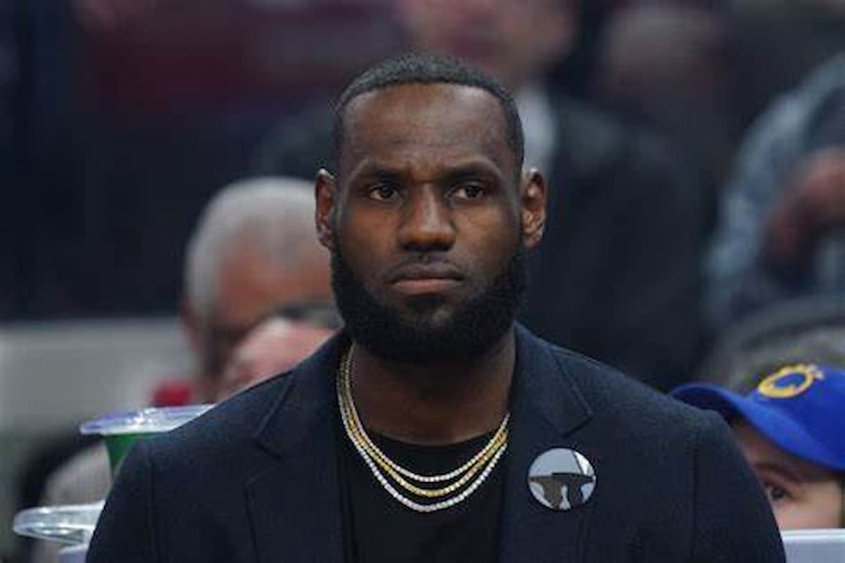 LeBron James edges past Cristiano Ronaldo and Lionel Messi as WORLD’s highest-paid athlete in 2022