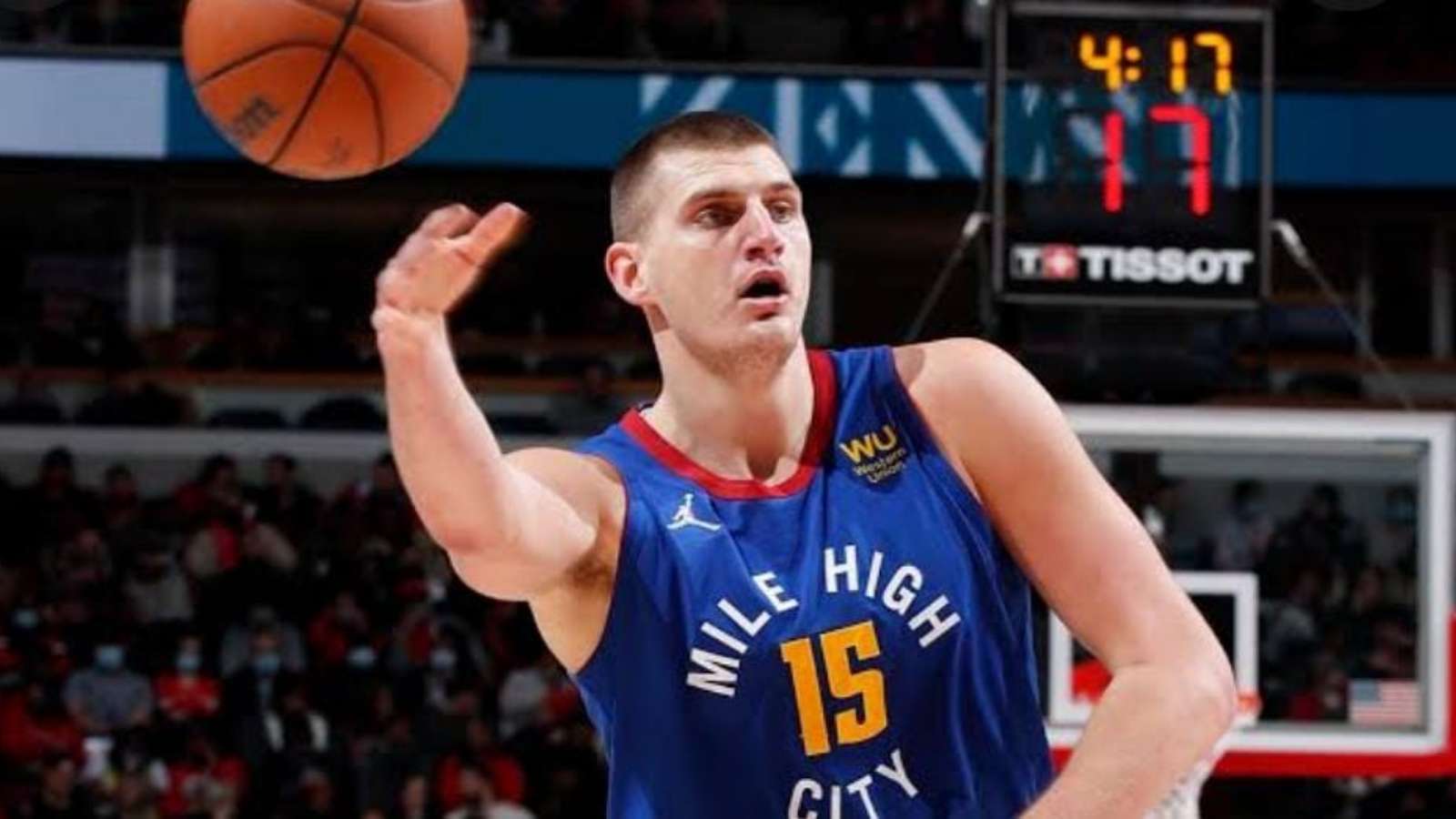 “He’s truly unbelivable, one of a kind!” – 2x reigning MVP Nikola Jokic labeled as the best-passer by Fans.