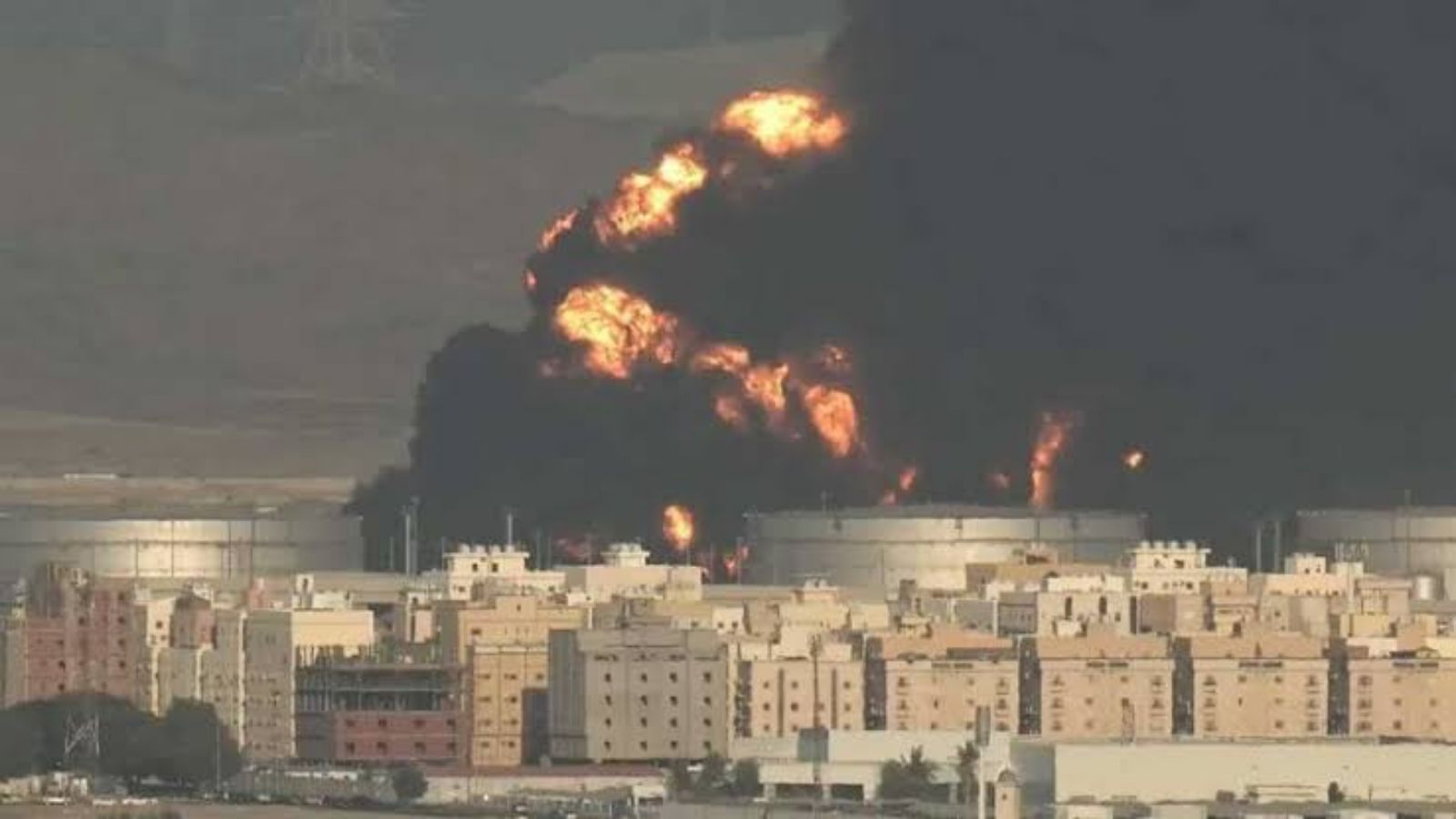 “This has been a long running conflict and rocket attacks have been a part of it” F1 Twitter in disbelief following attack on Jeddah oil refinery ahead of Jeddah GP