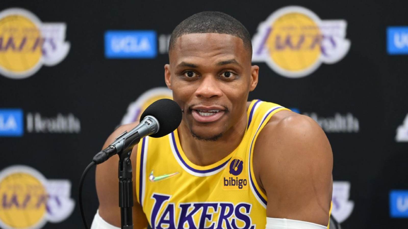 “I don’t pay attention to this crowd, to be honest” Russell Westbrook says the Crypto crowd doesn’t impact him or his game