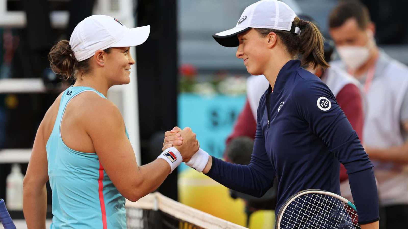 ‘I was crying for a long time,’ Iga Swiatek reveals her emotional state after hearing about Ash Barty’s sudden retirement