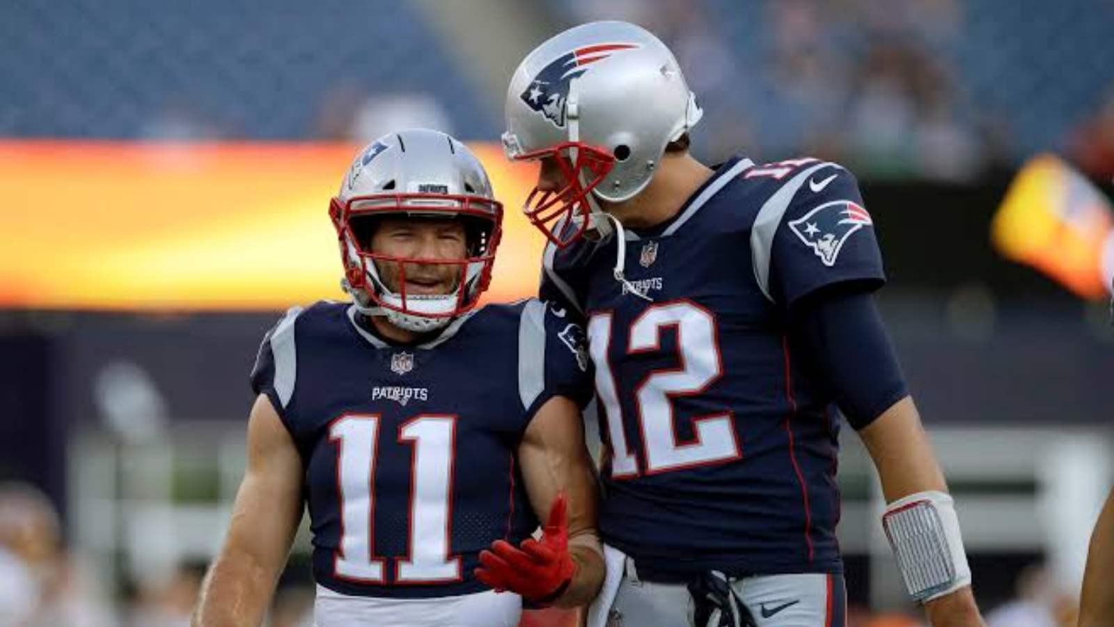 “Is Edelman coming back?”: Rob Gronkowski is sure that Tom Brady will convince Julian Edelman to come out of retirement