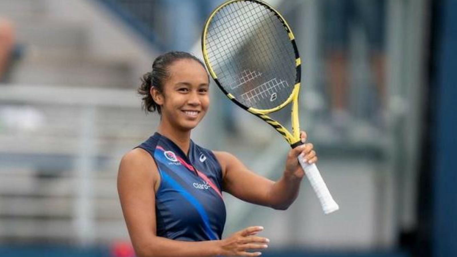 “You don’t need to do everything perfectly, just have fun”- Leylah Fernandez takes her time out to mentor a young tennis fan