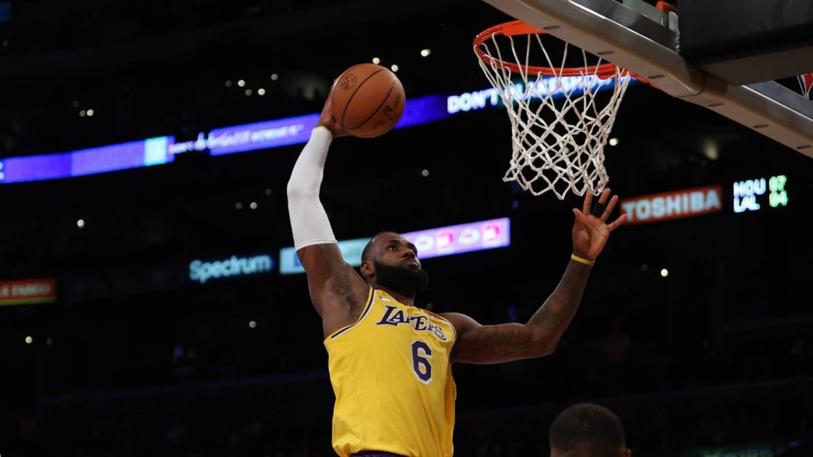 Lakers star LeBron James rewrites history with 50-point explosion never done in NBA’s 75 years