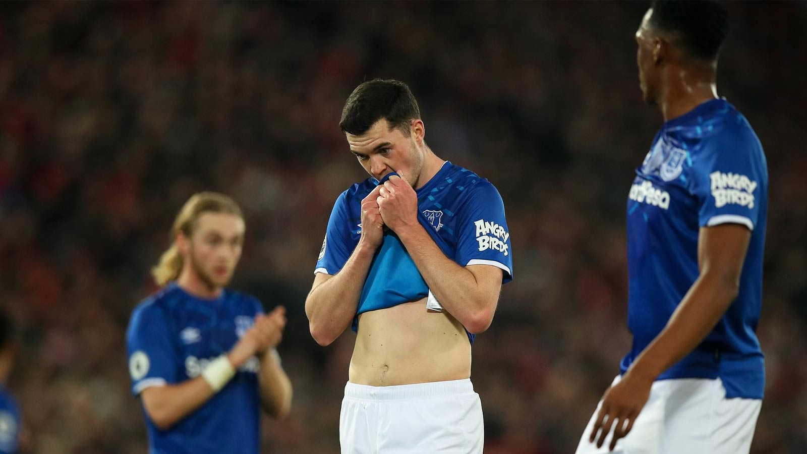 Everton defenders at Championship level? Jamie Carragher slams Everton following massive defeat to Tottenham