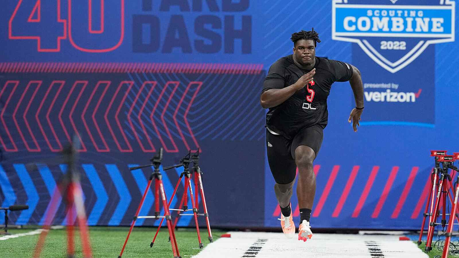 “Like you’re a refrigerator with a V8 engine” – NFL fans react to Jordan Davis’ unreal 40-yard dash time