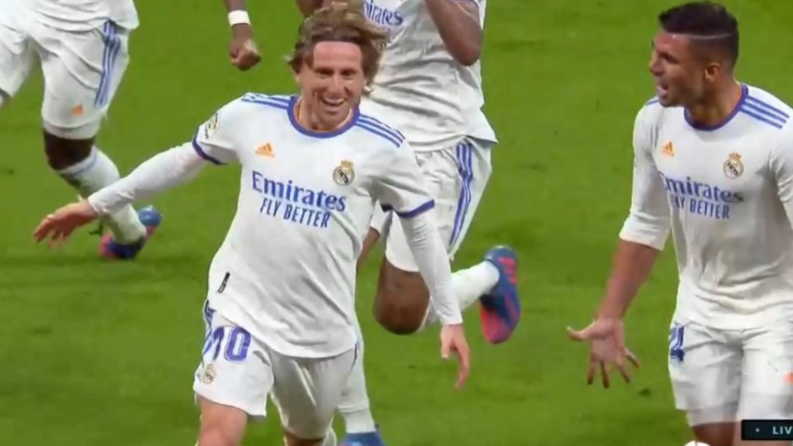 WATCH: Wonder “Long Range” goals from Eduardo Camavinga and Luka Modric cap off sensational performance from Real Madrid