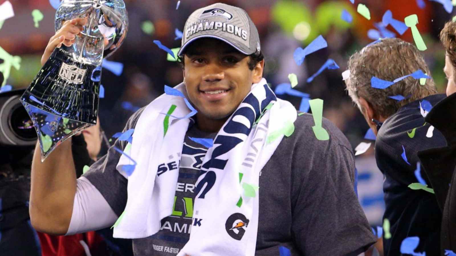 “I love you,” Russell Wilson leaves a short farewell message for Seattle Seahawks fans after trade to Denver Broncos