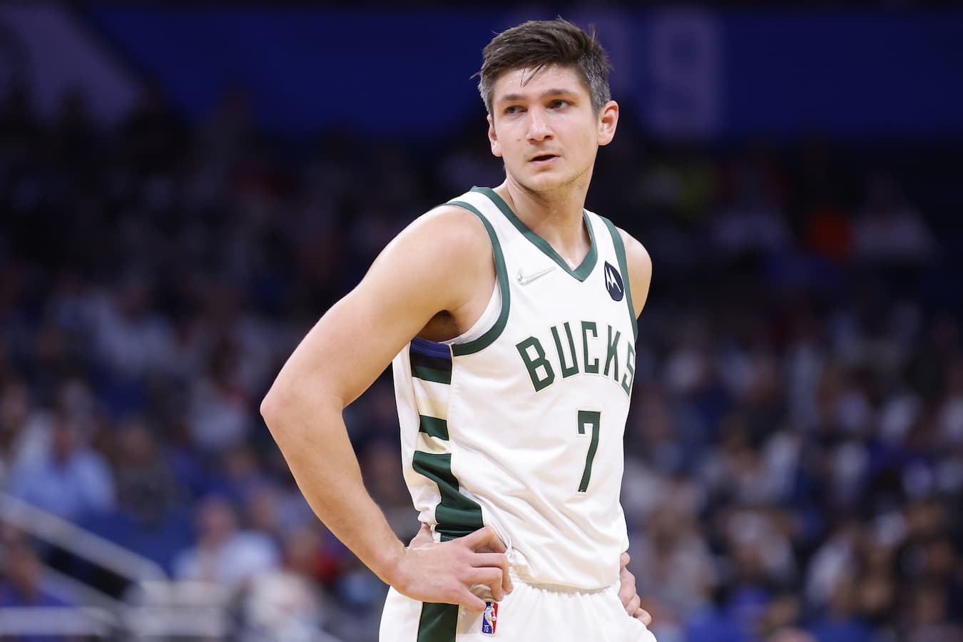 “The villain is here” Bulls fans vigorously boo Grayson Allen after returning to Chicago, injuring Alex Caruso