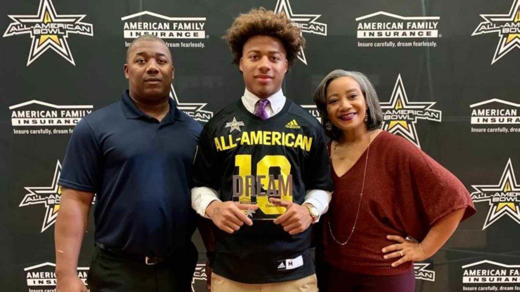 Derek Stingley Jr. and his parents