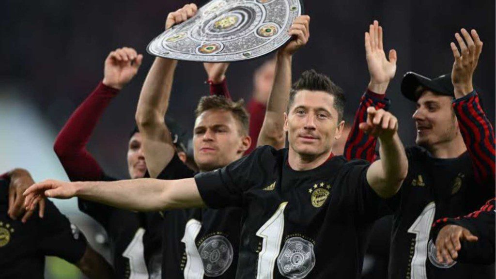 Bayern Munich wins title