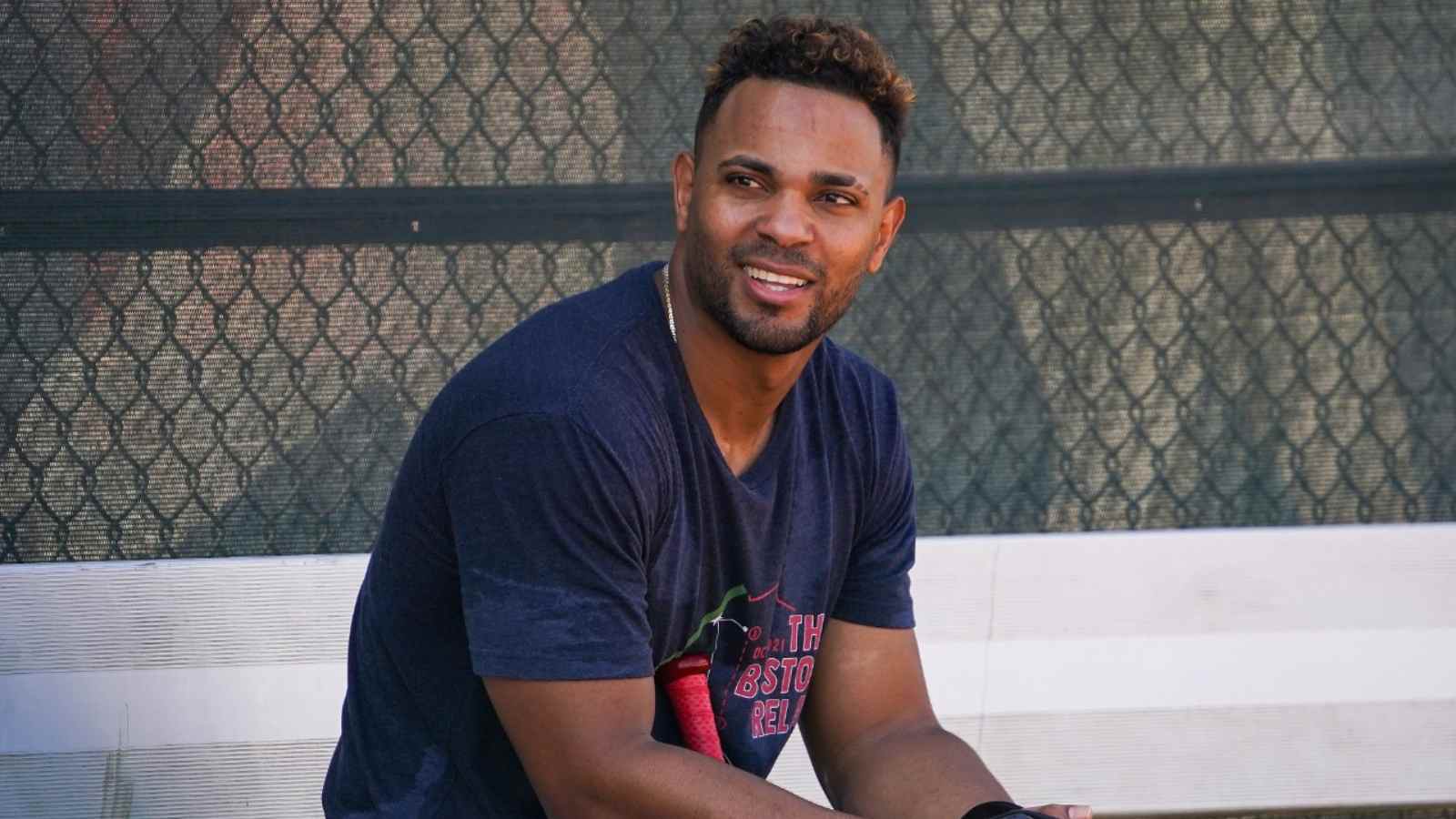 <strong></noscript>4x All-Star Xander Bogaerts signs BLOCKBUSTER $280 million 11-year deal with Padres, MLB Twitter reacts </strong>