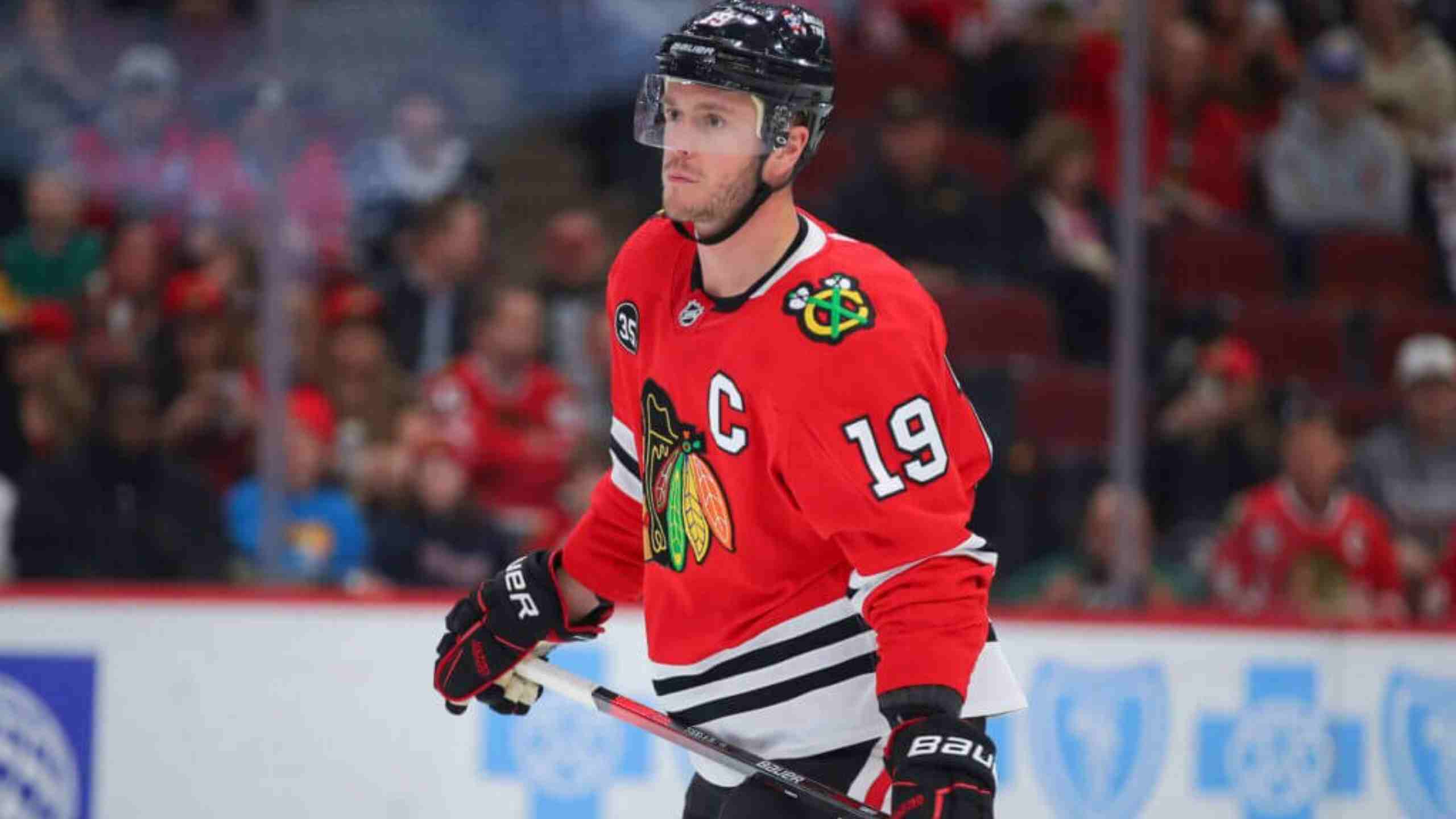 “Effort wasn’t just there” – Jonathan Toews wishes for an open line of communication with Blackhawks coaches, GM Davidson