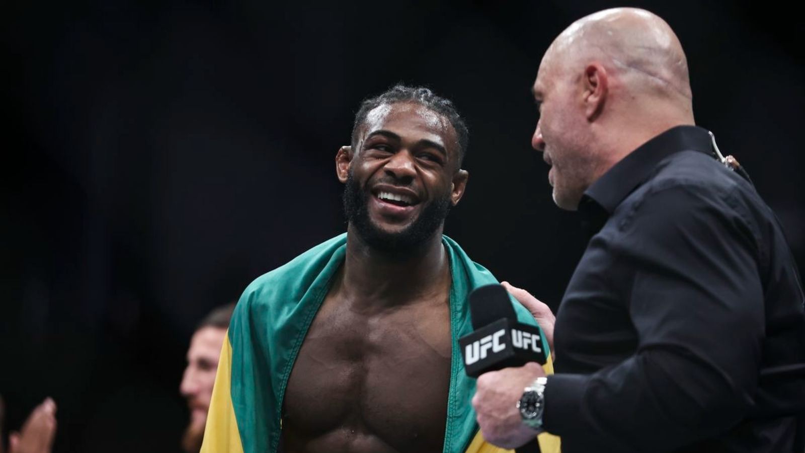 “No way to score R1 for Sterling”- Aljamain Sterling once again hits back at John McCarthy for scoring the fight against him